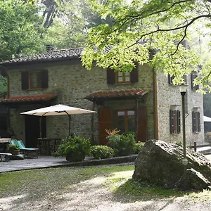 https://pietra-dacqua-bb.it-tuscanyhotel.com
